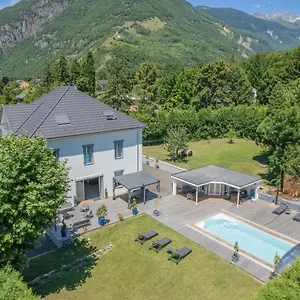 Le Clos Grillet Bed & Breakfast